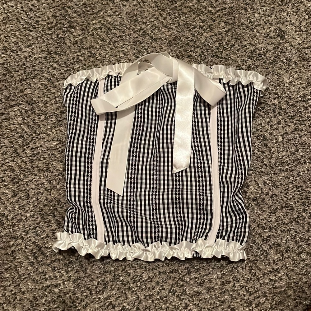 Super cute plaid tube top